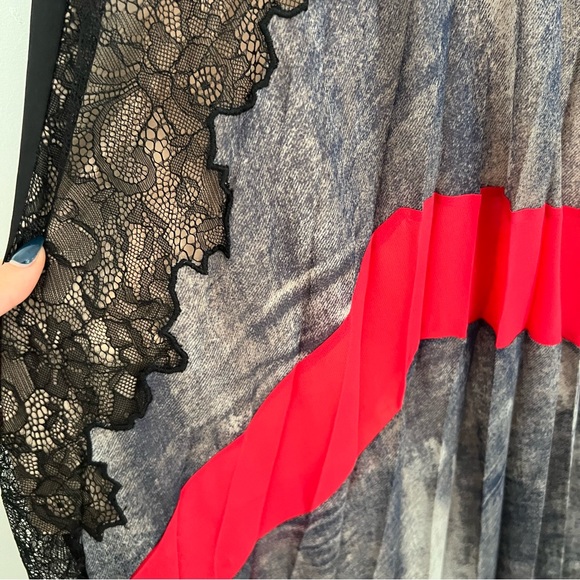 BCBG pleated lace blue black and coral evening dress - Picture 5 of 13